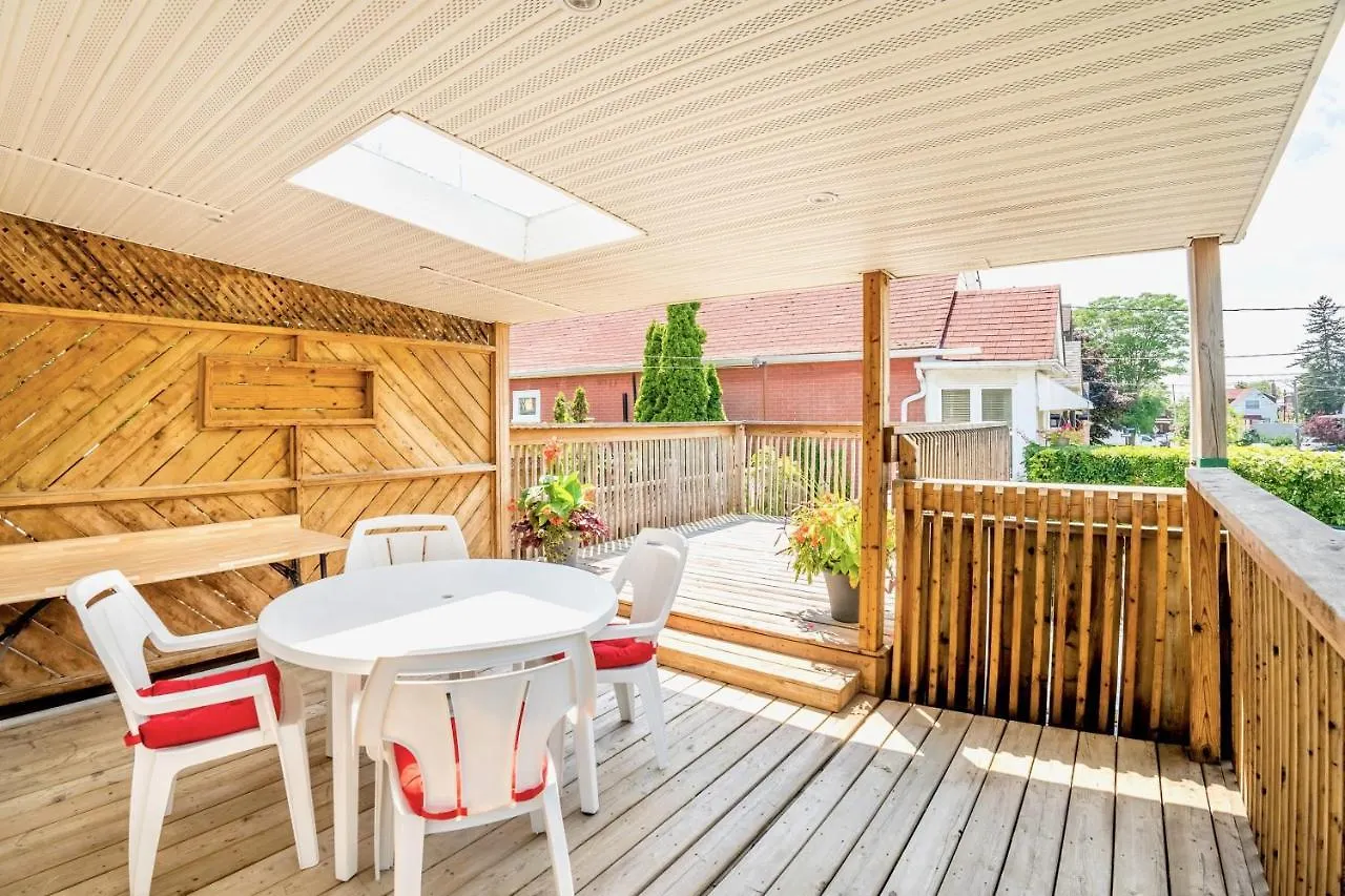 3Br Townhouse - St Clair West Village W Parking Toronto Canada